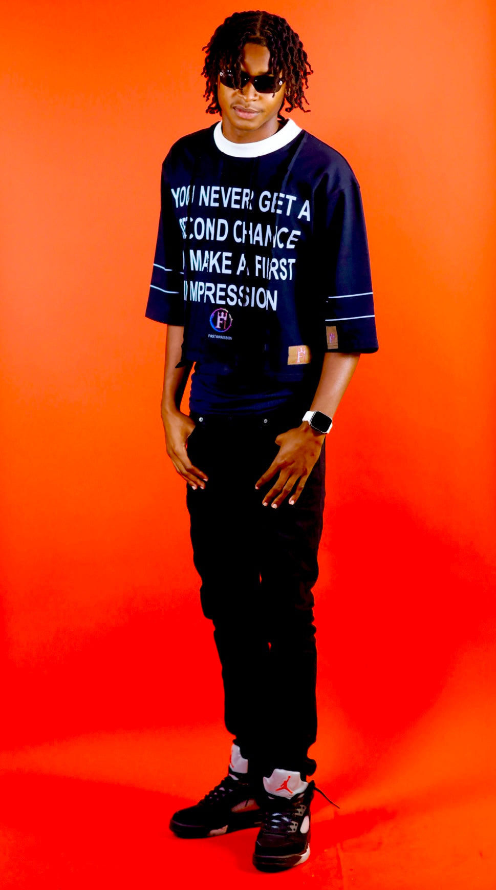 FIRST IMPRESSION CROPPED T-SHIRT